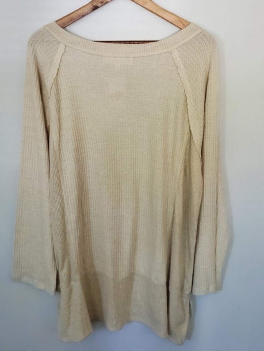 NWT Chelsea & Theodore Cream Waffle Knit High-Low Top Long Slvs Scoop Neck Sz 1X - Picture 5 of 11